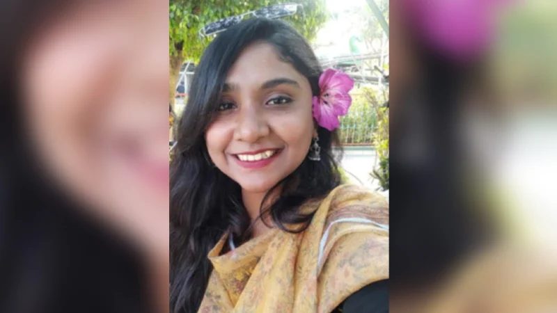 বেরোবিতে পরীক্ষা না দিয়েও পাস ছাত্রলীগ নেত্রী