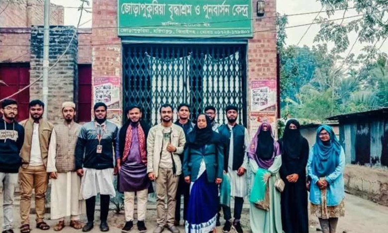 বৃদ্ধাশ্রমে শীতার্তদের পাশে ইবি সিআরসি