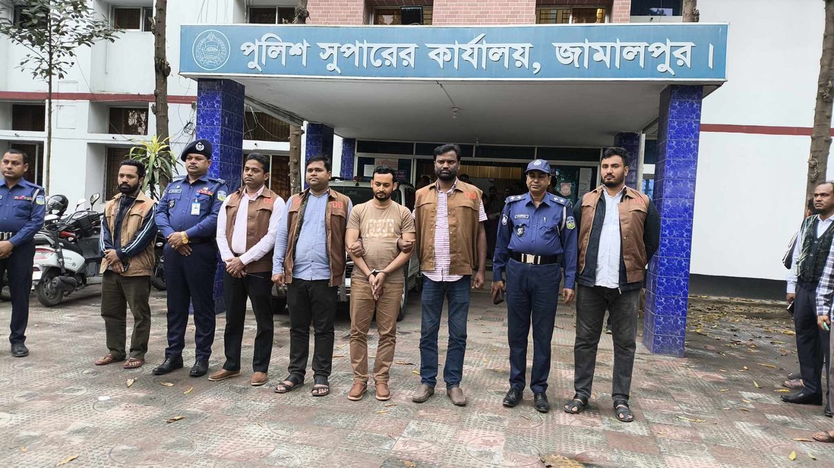 জামালপুরে চাঞ্চল্যকর হত্যা মামলার প্রধান আসামী গ্রেফতার