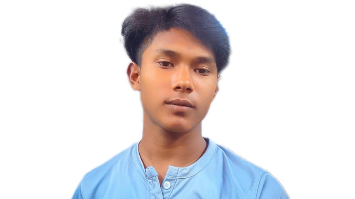 দেবীগঞ্জে ট্রাক চাপায় স্কুল শিক্ষার্থীসহ দুই জনের মৃত্যু