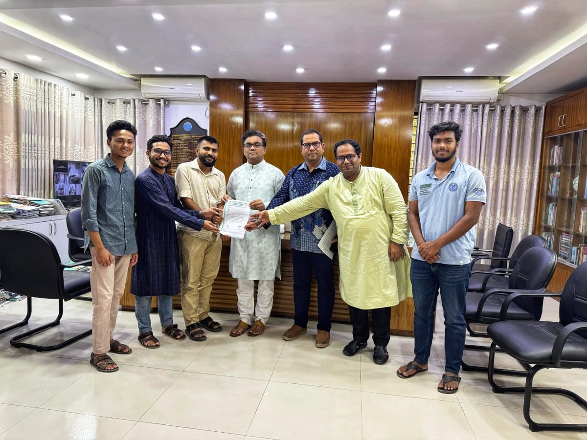 জাবিতে পরিবহন ও নিরাপত্তা ব্যবস্থার সার্বিক উন্নয়নের দাবিতে 'নিসচা' এর স্মারকলিপি প্রদান
