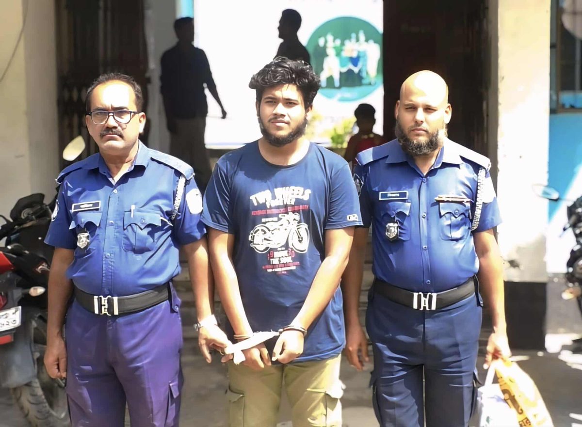 ডিবি পরিচয়ে চাঁদাবাজি,শিক্ষার্থী কারাগারে
