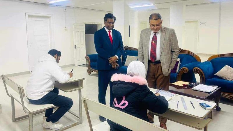 লিবিয়ায় এসএসসি পরীক্ষার কেন্দ্র পরিদর্শনে রাষ্ট্রদূত