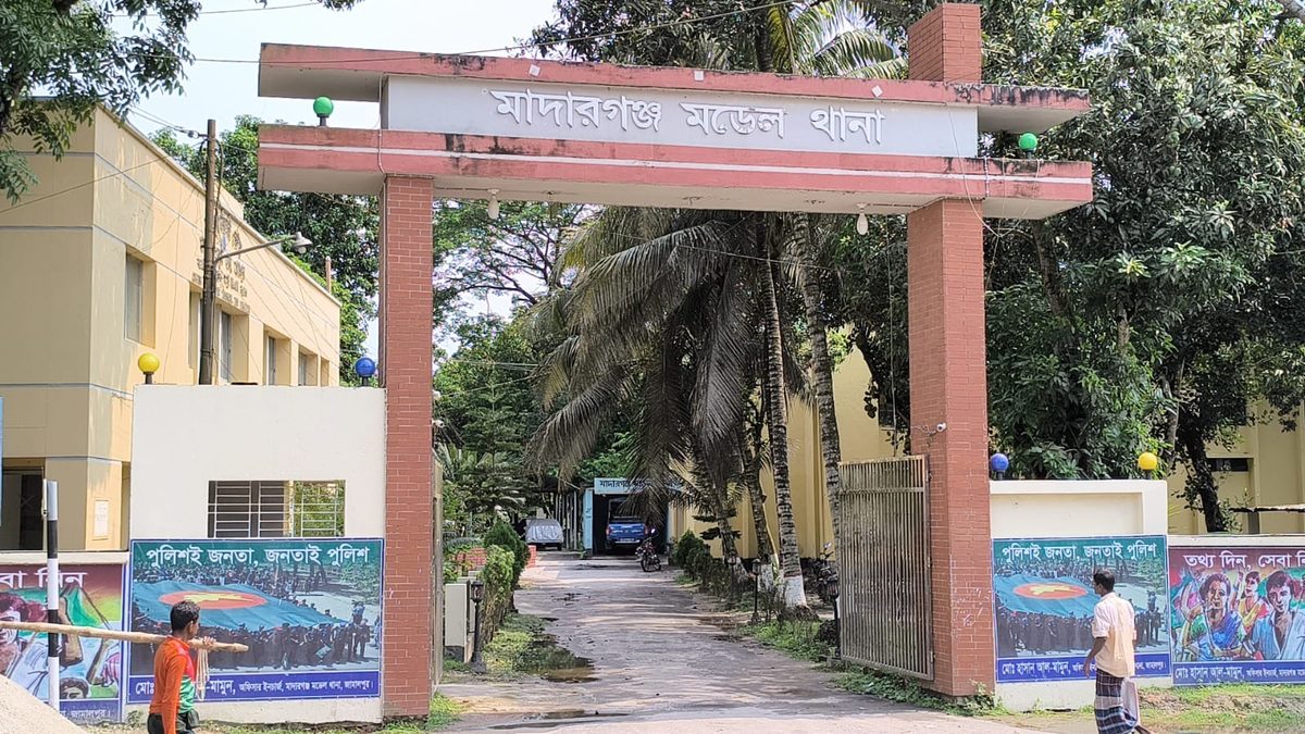 মাদারগঞ্জে নবজাতকের ভাসমান মরদেহ উদ্ধার