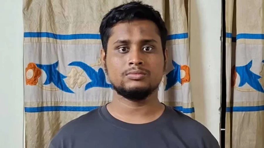 ছাত্রলীগকে সন্ত্রাসী সংগঠন হিসেবে নিষিদ্ধের দাবি হাসনাত আব্দুল্লাহর