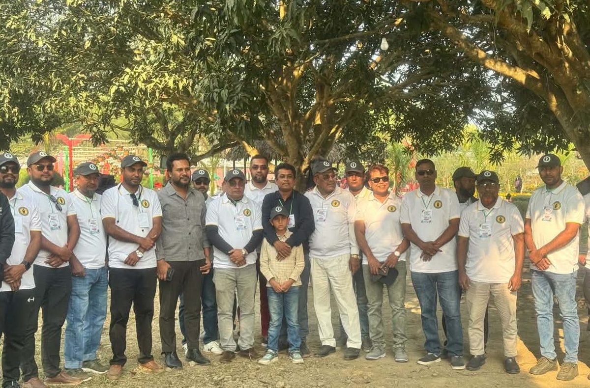 বর্ণিল আয়োজনে কুমারখালী প্রেসক্লাবের বার্ষিক বনভোজন উৎসব