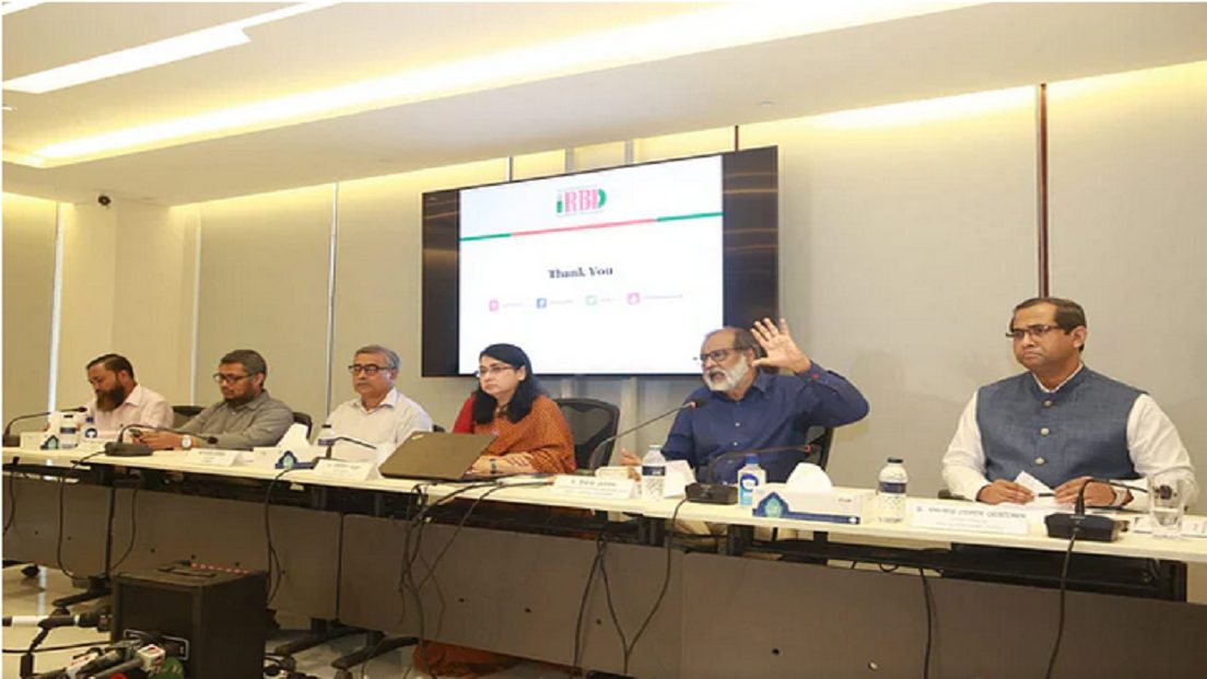 লোকসানের অজুহাতে সরকার জ্বালানি তেলের দাম বাড়িয়েছে-সিপিডি