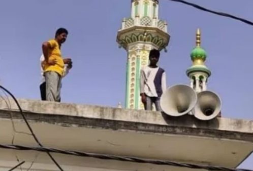 মাইকে আজান দিলে লা'শ পড়বে, হু'মকির পর মসজিদে পুলিশ মোতায়েন
