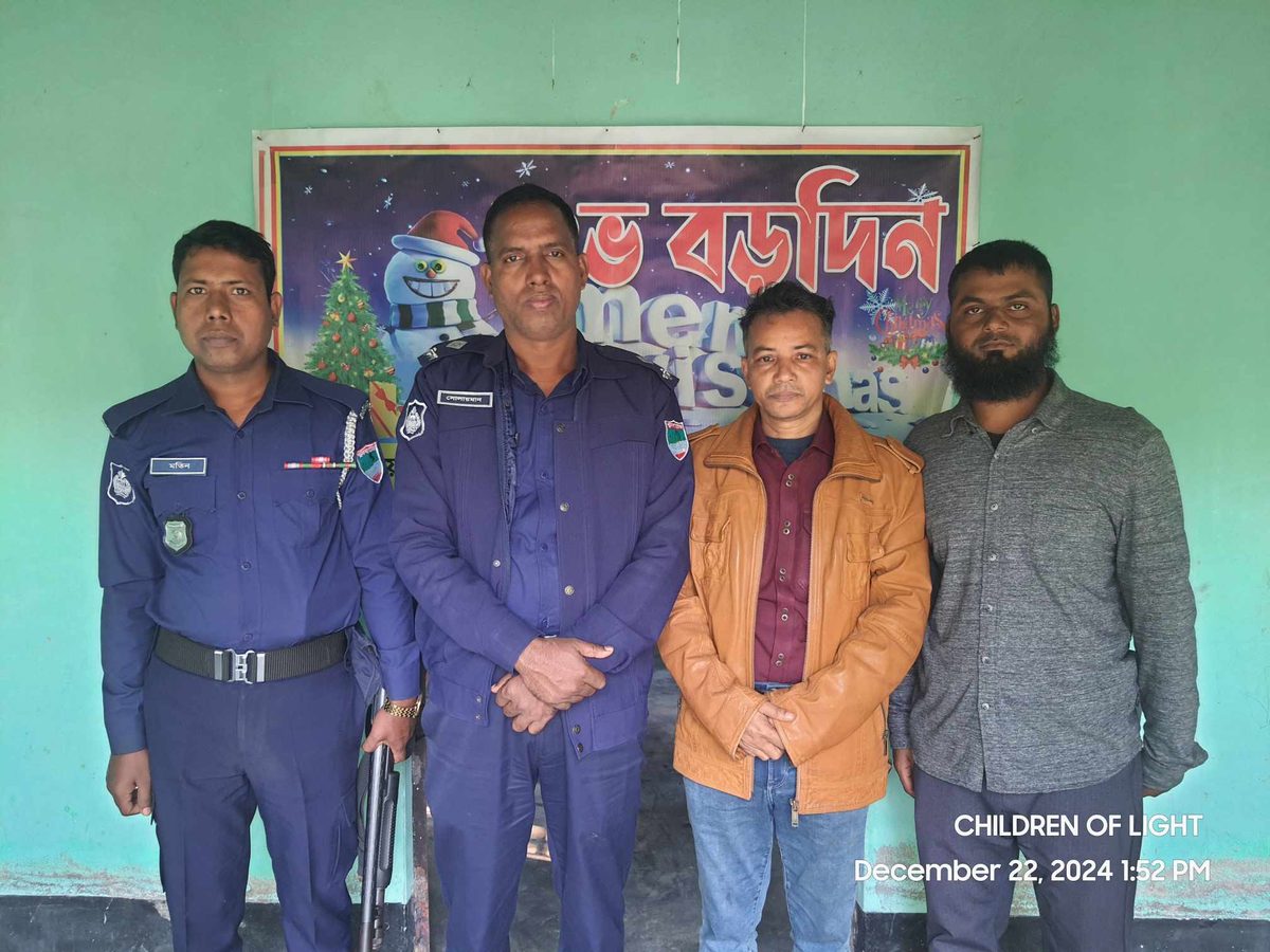 কুমারখালীতে বড়দিন উপলক্ষে গীর্জা পরিদর্শন ও মতবিনিময়