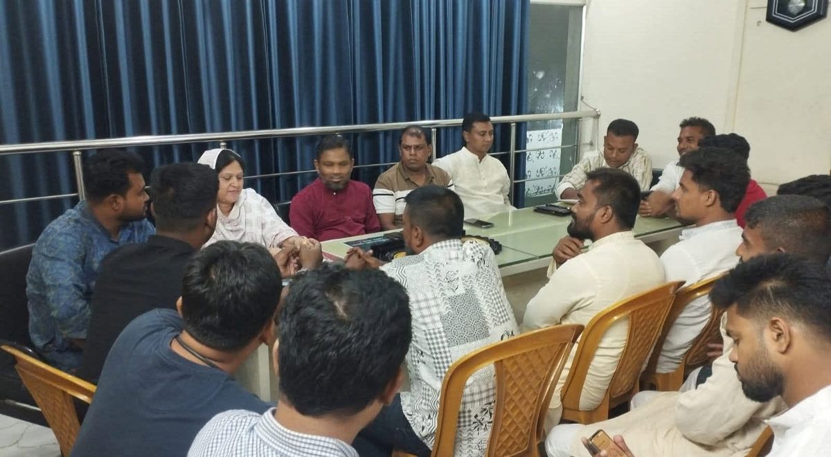 কুষ্টিয়ায় সামাজিক সংগঠন ‘ক্লিন কুষ্টিয়া, গ্রিন কুষ্টিয়া’র আলোচনা সভা অনুষ্ঠিত