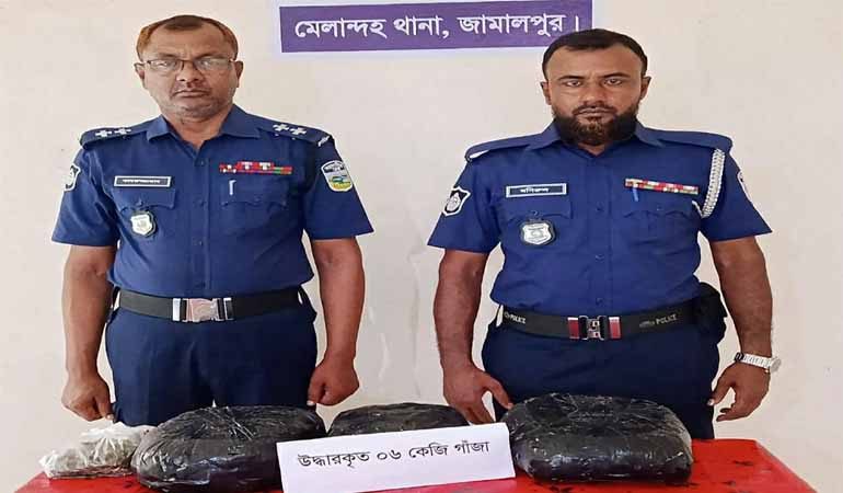 পুলিশ দেখে ৬কেজি গাঁজা ফেলে পালাল মাদক কারবারিরা