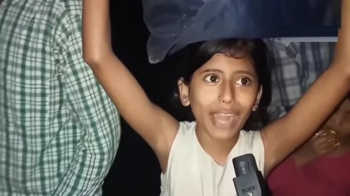 ‘সবকিছু পুড়ে গেলেও আমার মা তো আছে’
