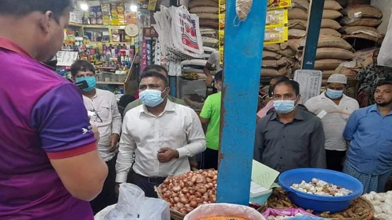 রাজধানীসহ সারাদেশে ভোক্তার অভিযানে ১৩৮টি প্রতিষ্ঠানকে জরিমানা