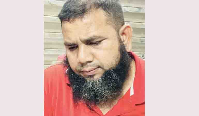 মেলান্দহে হার্ডবোর্ডের নিচে চাপা পড়ে ব্যবসায়ীর মৃত্যু