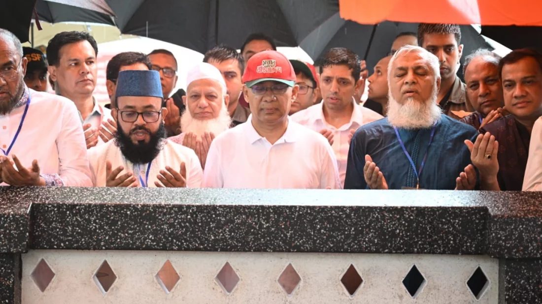 শাহজালালের মাজার জিয়ারত করলেন প্রধানমন্ত্রী