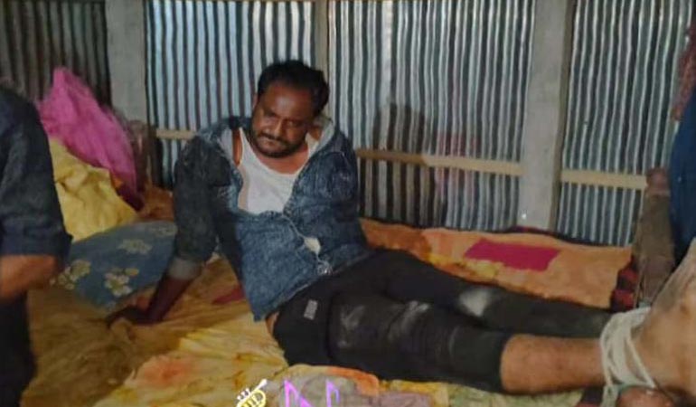 পঞ্চগড়ে পরকীয়ার অভিযোগে ইউপি সদস্য আটক