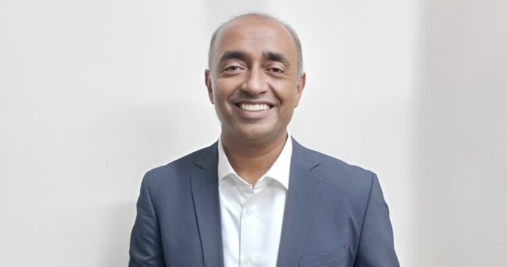 আইনজীবী থেকে আইনমন্ত্রী হলেন আসাদুজ্জামান