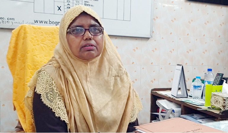 বগুড়ার সেই জজের পর প্রধান শিক্ষককে বদলি