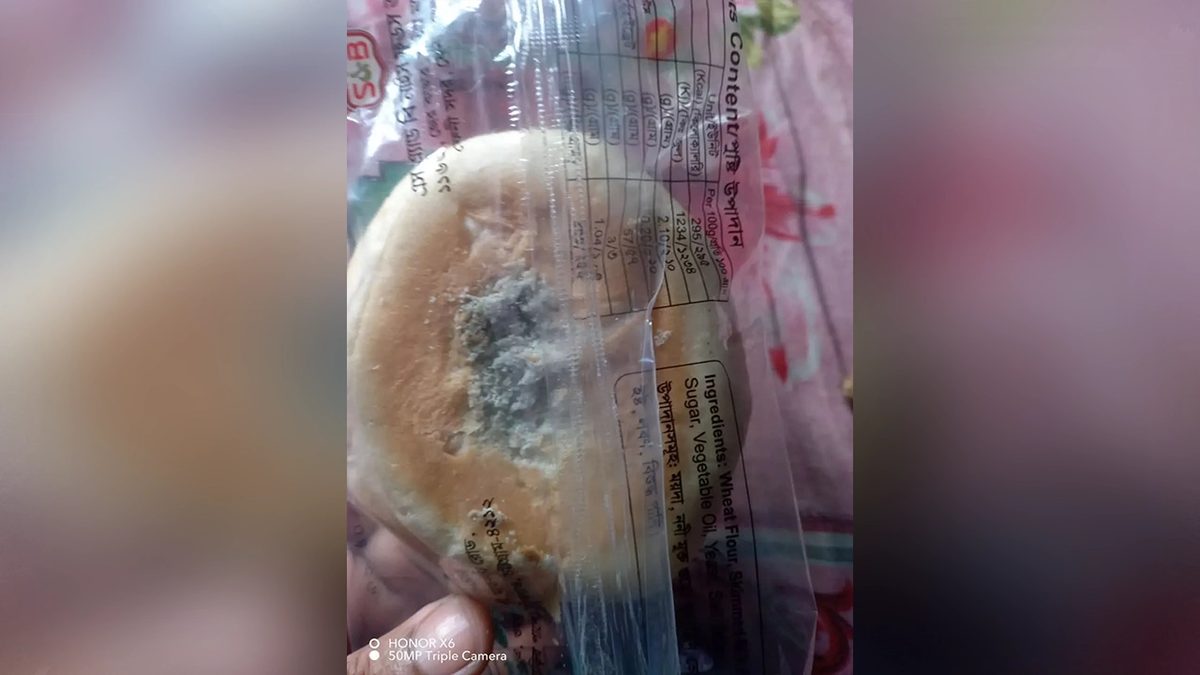 স্কুলের মিড-ডে মিলে রুটি খেয়ে অসুস্থ শিক্ষার্থী