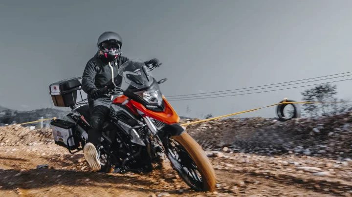 মোটরসাইকেল কিনতে বাড়ি বিক্রি!
