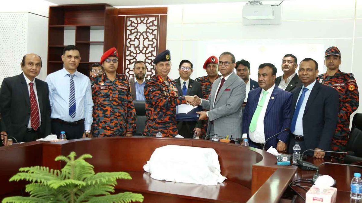 প্রাথমিক বিদ্যালয়ে অগ্নিনিরাপত্তা জোরদারে চুক্তি সই