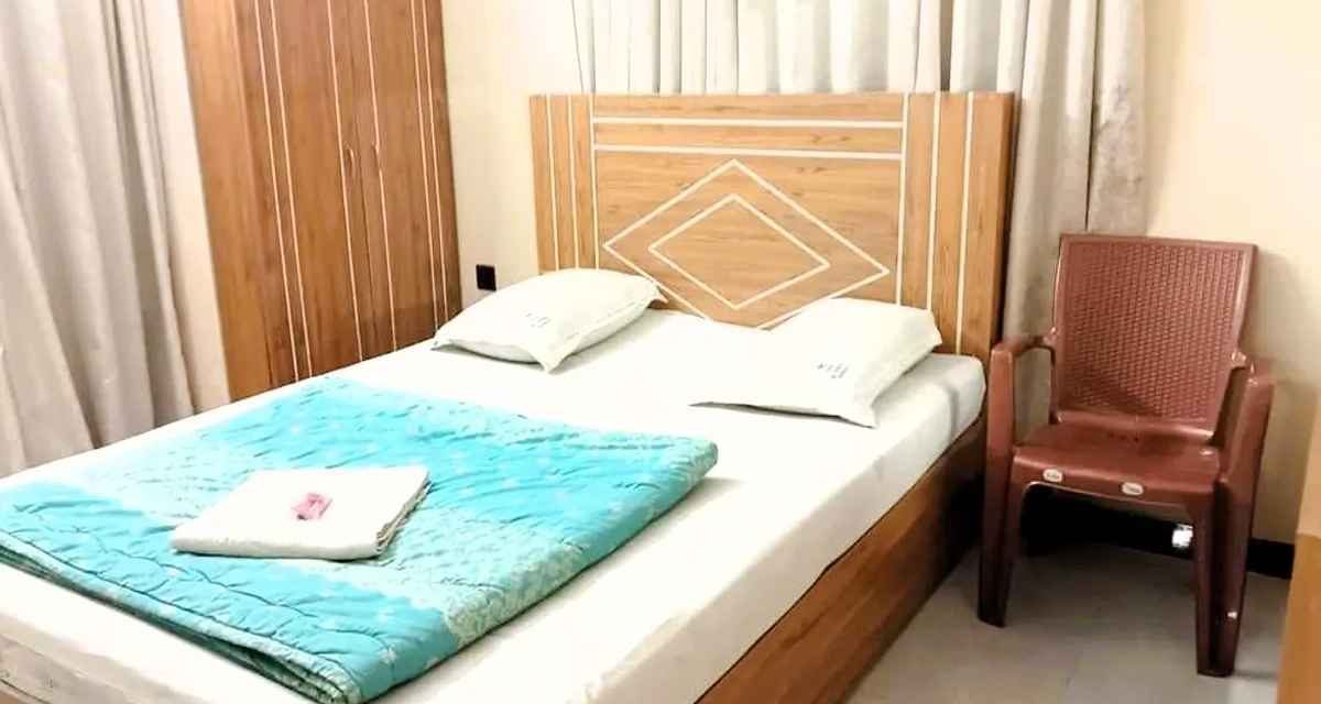 বান্ধবীর সঙ্গে হোটেলে রাত কাটানোর দৃশ্য পর্নোসাইটে