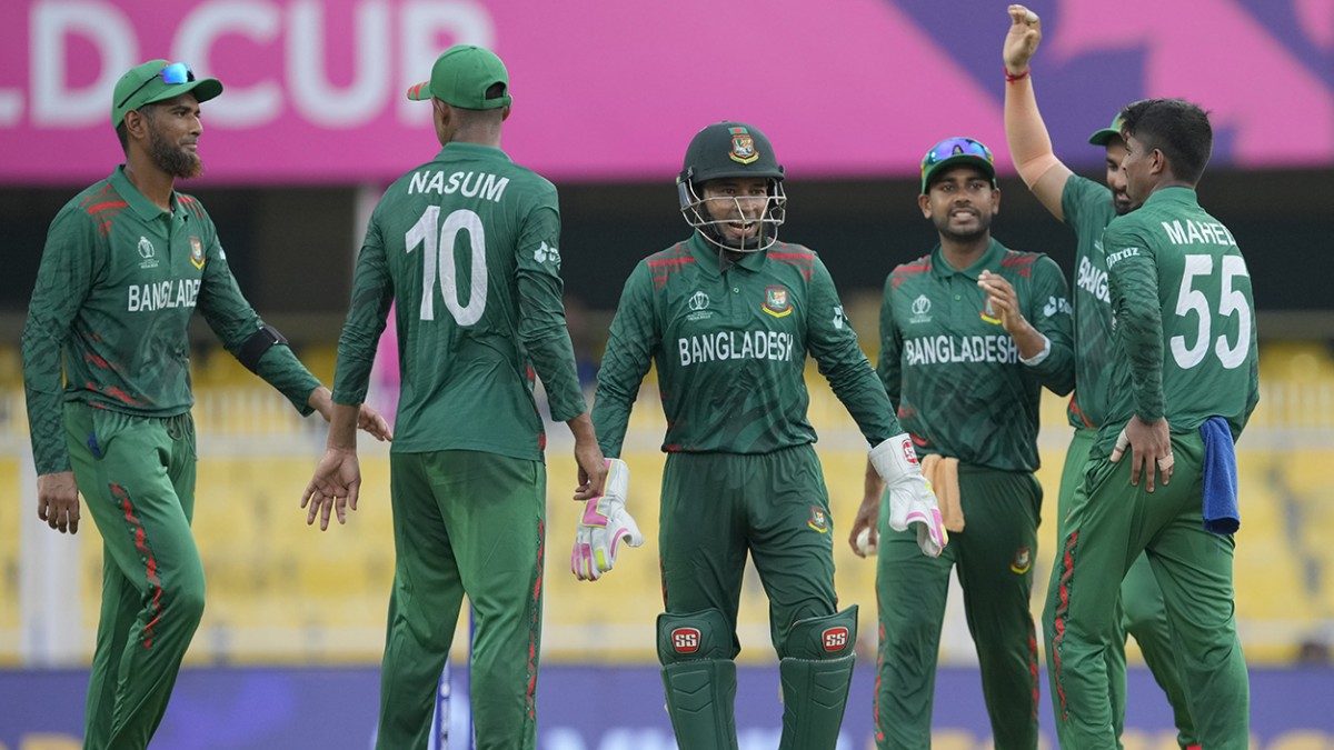 টস জিতে ফিল্ডিংয়ে বাংলাদেশ
