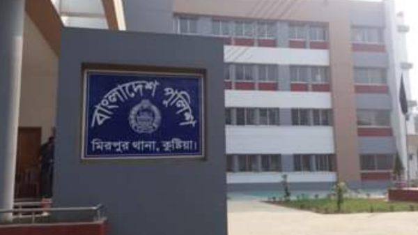 কুষ্টিয়ায় শিশুকে যৌন নির্যাতন চেষ্টা, অভিযুক্ত অটোরিকশা চালক আটক