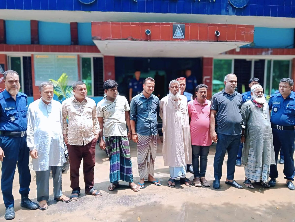 জামালপুরে ইউপি চেয়ারম্যান লাকপতিসহ আ.লীগের ৪ নেতা গ্রেফতার