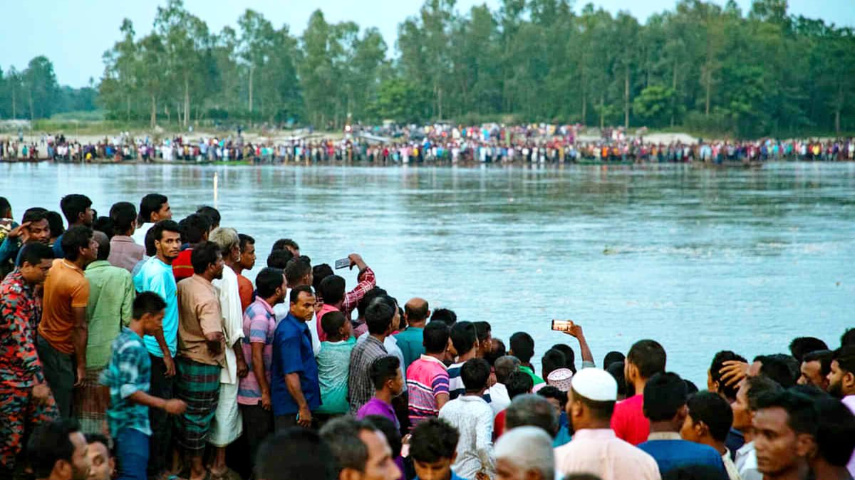 করতোয়ায় ভয়াবহ নৌকা ডুবি:এক বছরেও নির্মাণ হয়নি সেতু
