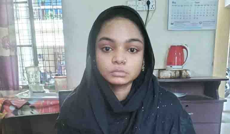 জামালপুরে মাদকবিরোধী অভিযানে ইয়াবাসহ নারী আটক