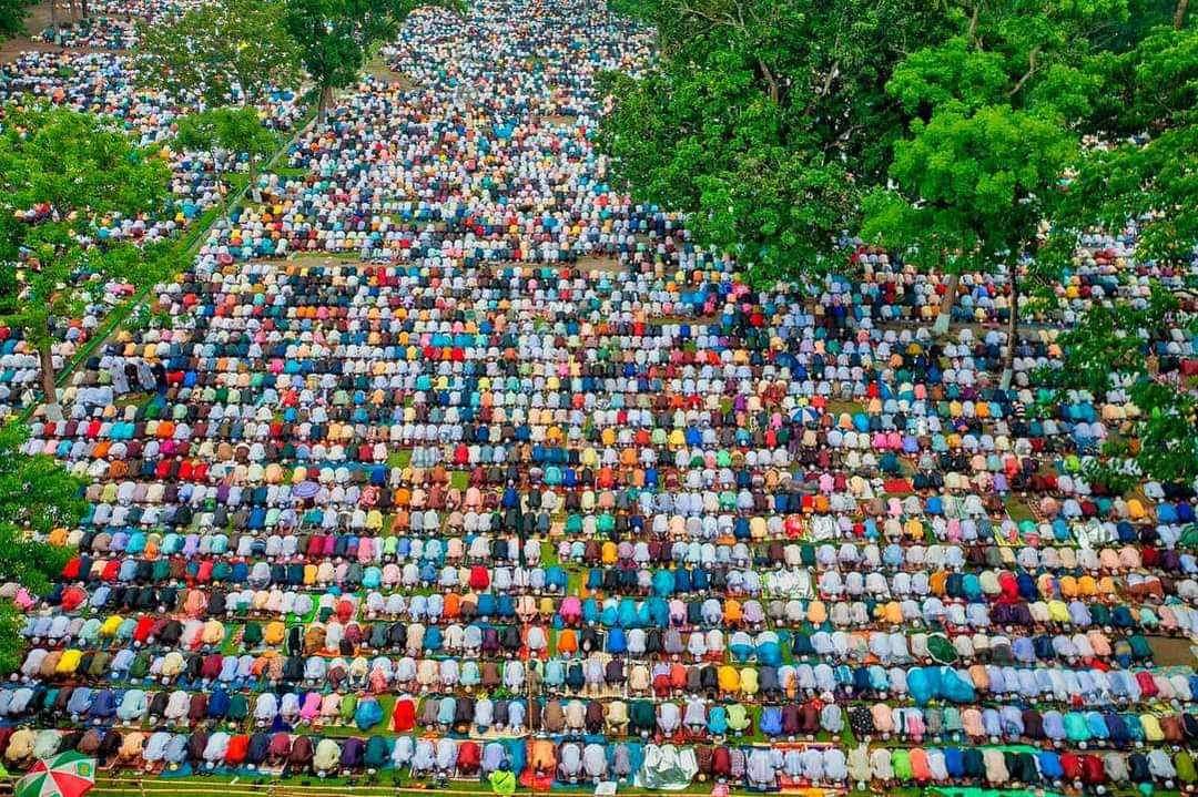 প্রস্তুত ঐতিহাসিক শোলাকিয়া ঈদগাহ ময়দান।