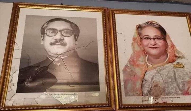 কচুয়ায় উপজেলা আ'লীগের অফিসে হামলা, বঙ্গবন্ধু ও শেখ হাসিনার ছবি ভাঙচুর