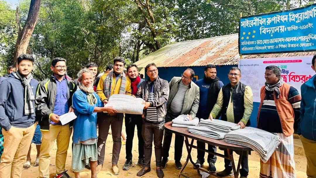 চট্টগ্রামে শান্তিনীড়ের উদ্যোগে ২০০ পাহাড়ি পরিবারের মাঝে শীতবস্ত্র বিতরণ
