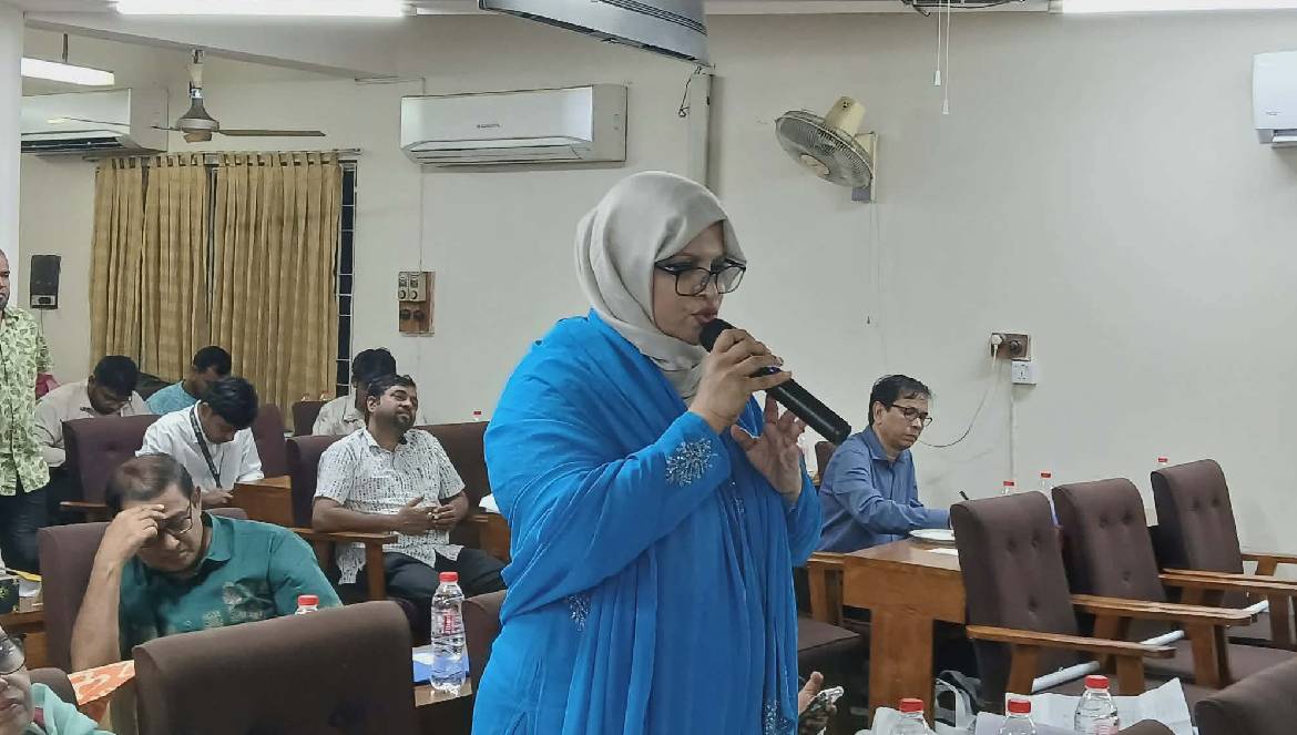 জাবিতে ‘জিয়াউর রহমানের’ নামে হল চাইলেন সিনেট সদস্য সাবিনা