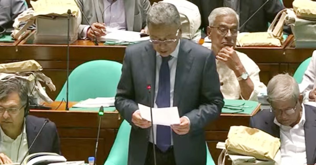 সংসদে ২০২৬-২৭ অর্থবছরের বাজেট উত্থাপন করছেন অর্থমন্ত্রী