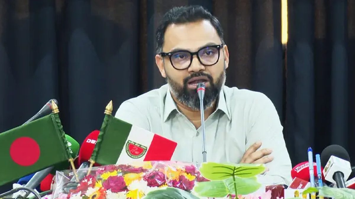 এবার ক্রীড়া প্রতিমন্ত্রীর ফেসবুক আইডি হ্যাকড, জুয়ার বিজ্ঞাপন