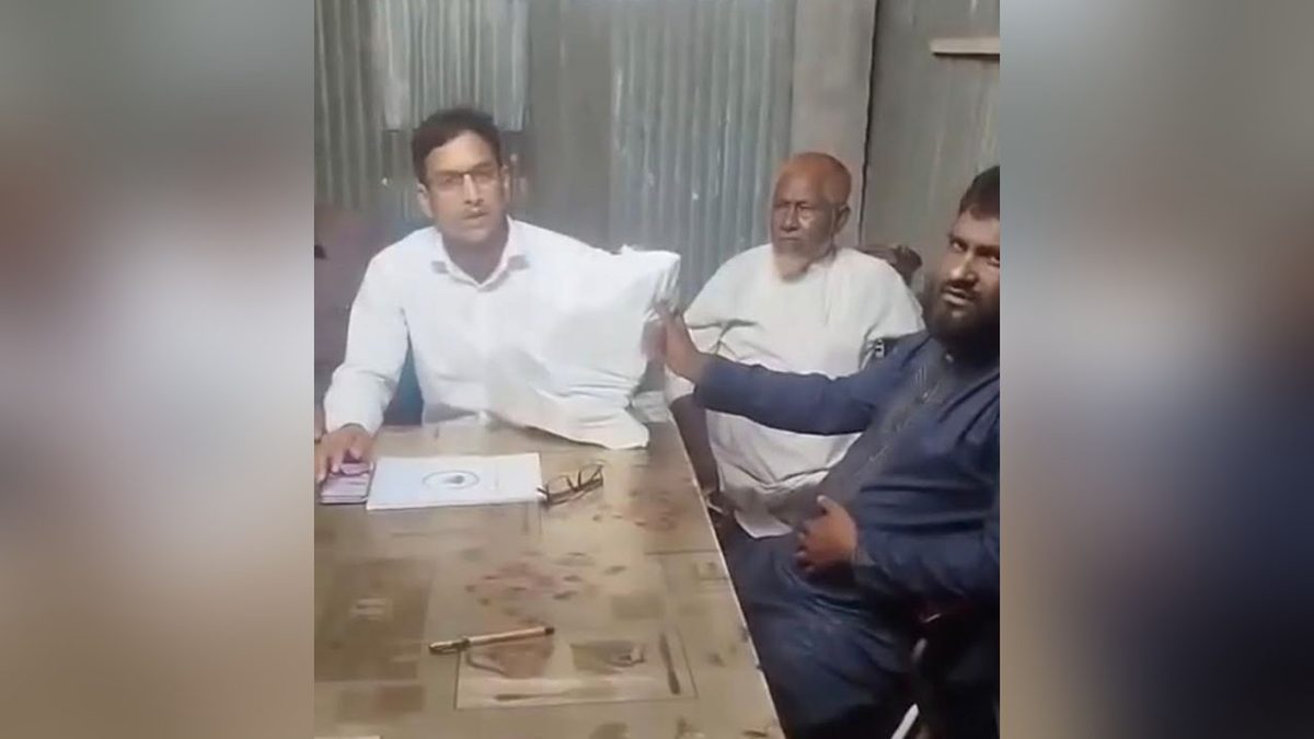 ভিজিএফের সেই ৪ হাজার কার্ড ফেরত দিলেন বিএনপি নেতারা