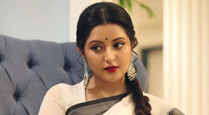 আমি লোক দেখানো নকল মানুষ না: পরীমনি