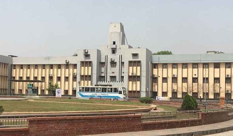 রাবির ডাইনিংয়ে ফের বাড়ল খাবারের দাম