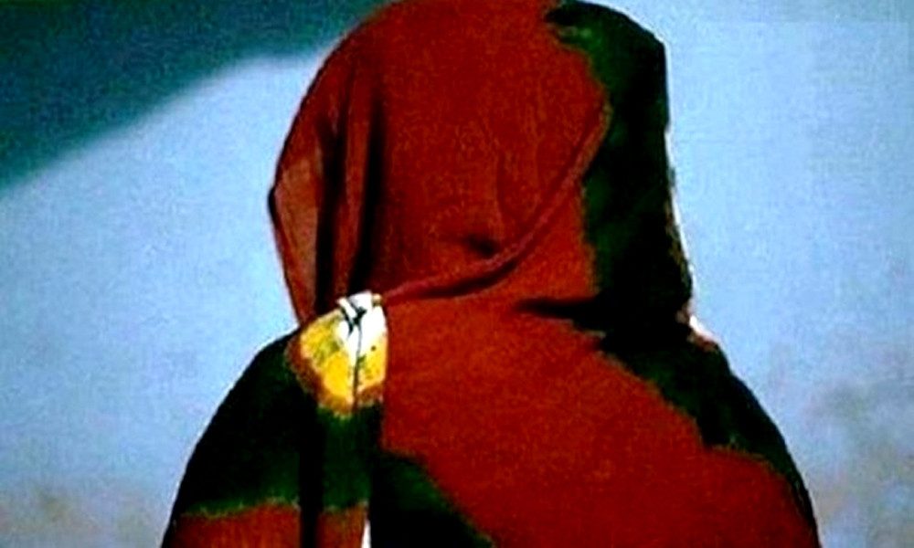 নিজ মেয়েকে ধর্ষণের অভিযোগে বাবা গ্রেফতার