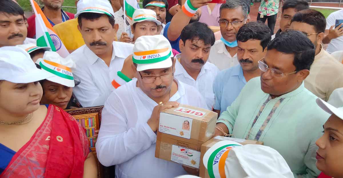 প্রধানমন্ত্রীকে "রাখি বন্ধন" উৎসবের উপহার পাঠাল ভারত