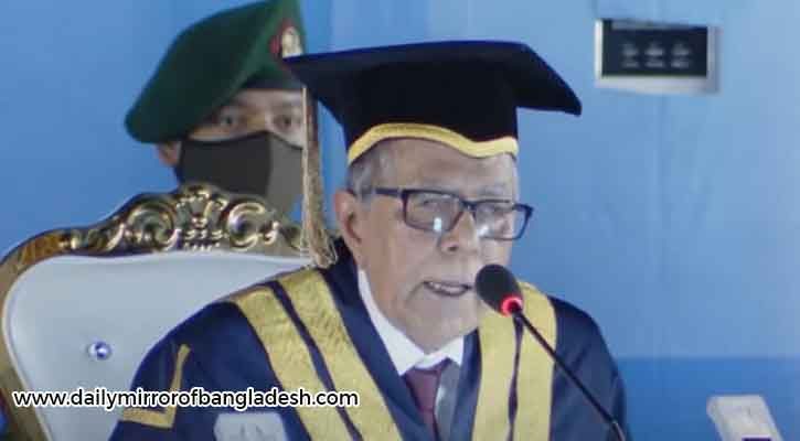 ঢাকা বিশ্ববিদ্যালয় শুধু উচ্চশিক্ষা প্রতিষ্ঠান নয়,নেতৃত্বের প্রতীক : রাষ্ট্রপতি