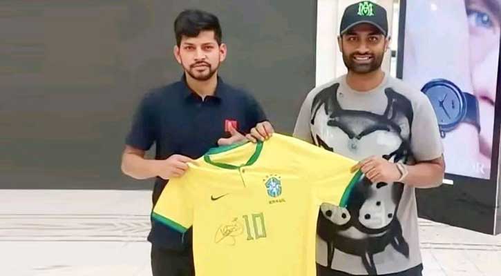 টাইগার কাপ্তান তামিমকে নেইমারের উপহার !