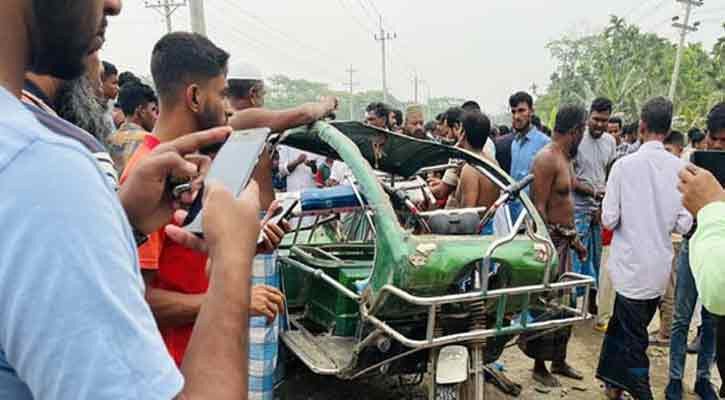 ভোলায় বাসের ধাক্কায় কলেজছাত্রীসহ নিহত ৩