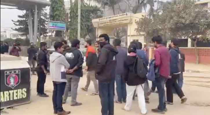 এবার র‍্যাব সদরদপ্তরে গেলেন ফারদিনের বন্ধুরা