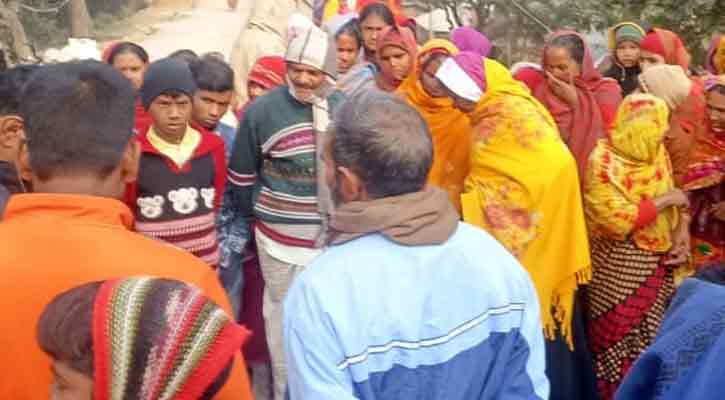 রেললাইনে পড়ে ছিল পলিথিনে মোড়ানো নবজাতকের মরদেহ