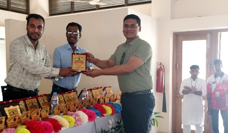 খোকসায় স্বেচ্ছাসেবী রক্তযোদ্ধাদের মিলন মেলা