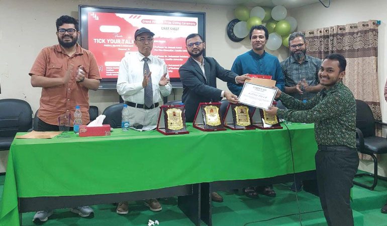 কুবিতে 'টিক ইয়োর টক ৩.০' এর গ্র‍্যান্ড ফাইনাল অনুষ্ঠিত