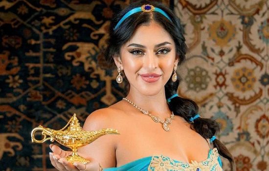 পর্ন তারকা সোফিয়া লিওনের রহস্যজনক মৃত্যু